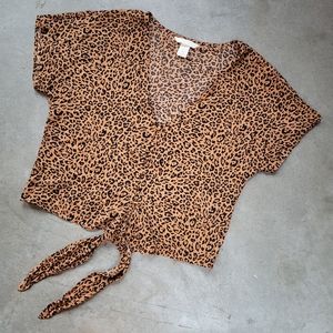 Cheetah print crop top with front tie